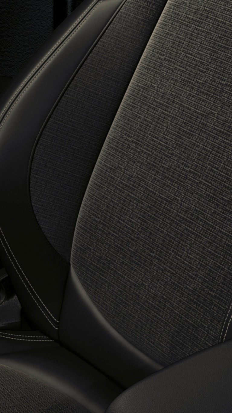 MINI 3-door Cooper SE – interior– Classic trim
