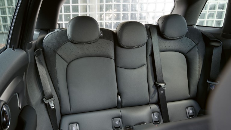 MINI Hatch 5 portes – intérieur – finition standard